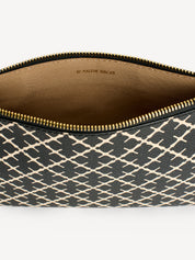 IVY CLUTCH