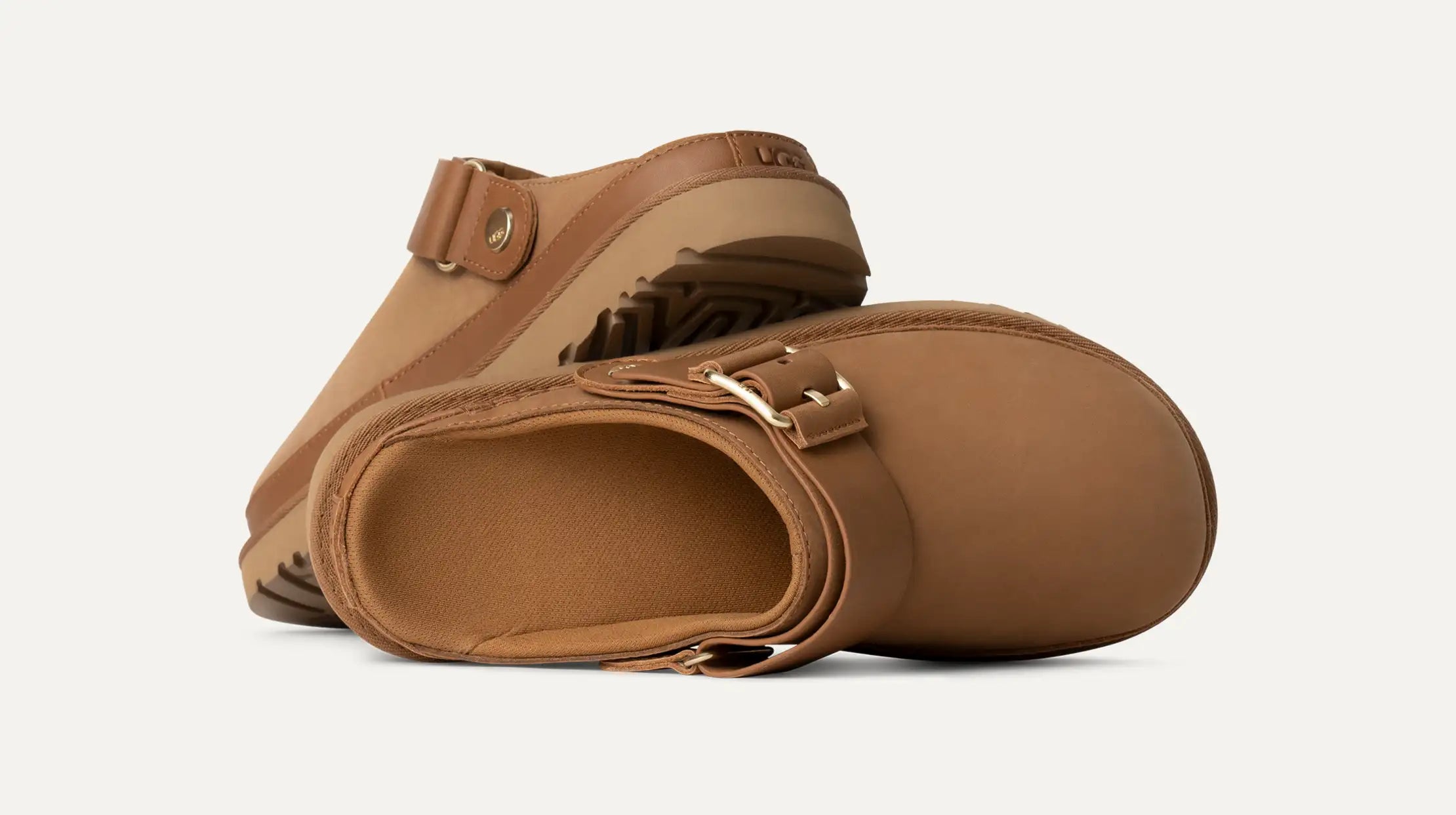 UGG Goldenstar Villa Clog CHESTNUT