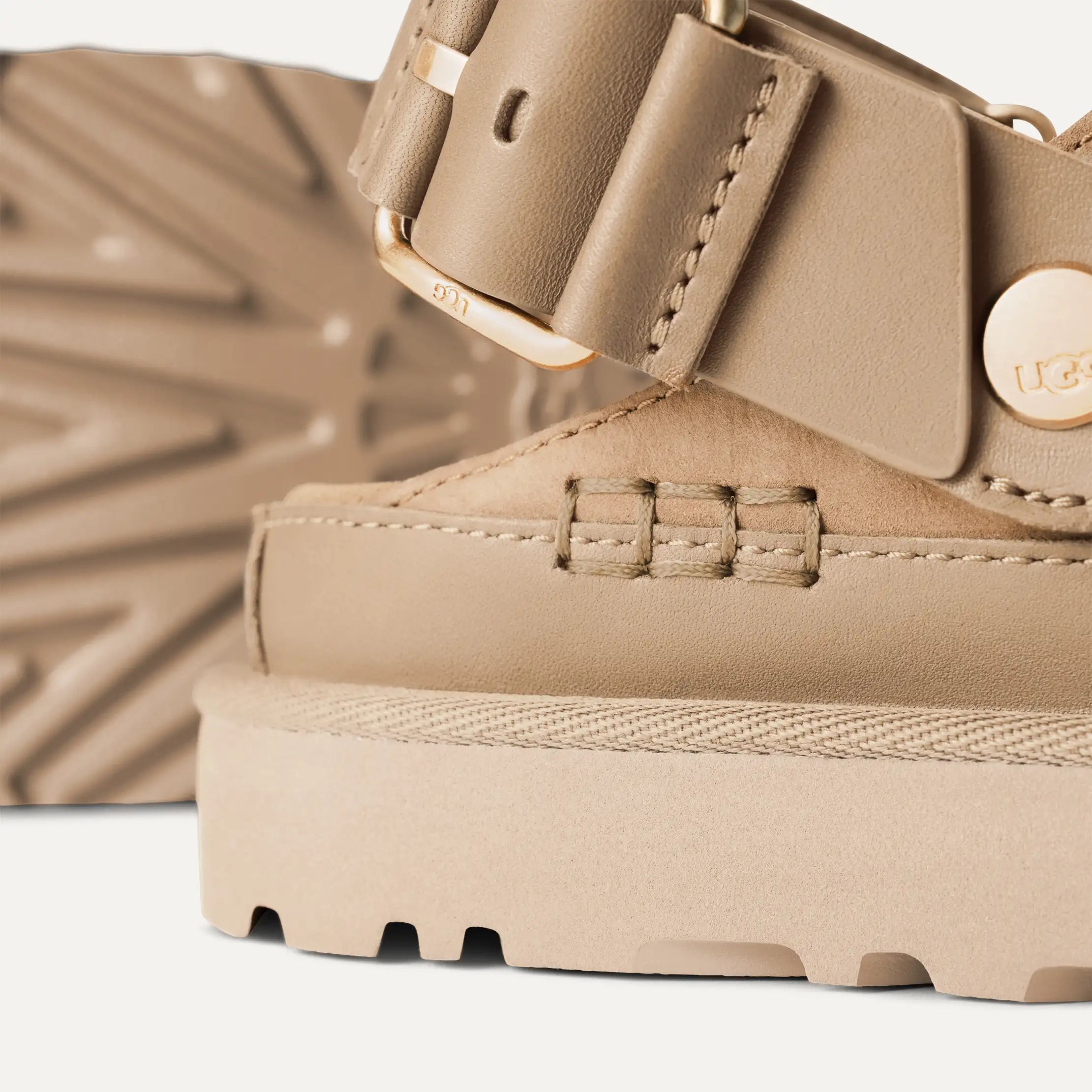 UGG Goldenstar Villa Clog MUSTARD SEED