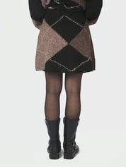 Gisa Check Fluff Knit Skirt – DARK BROWN