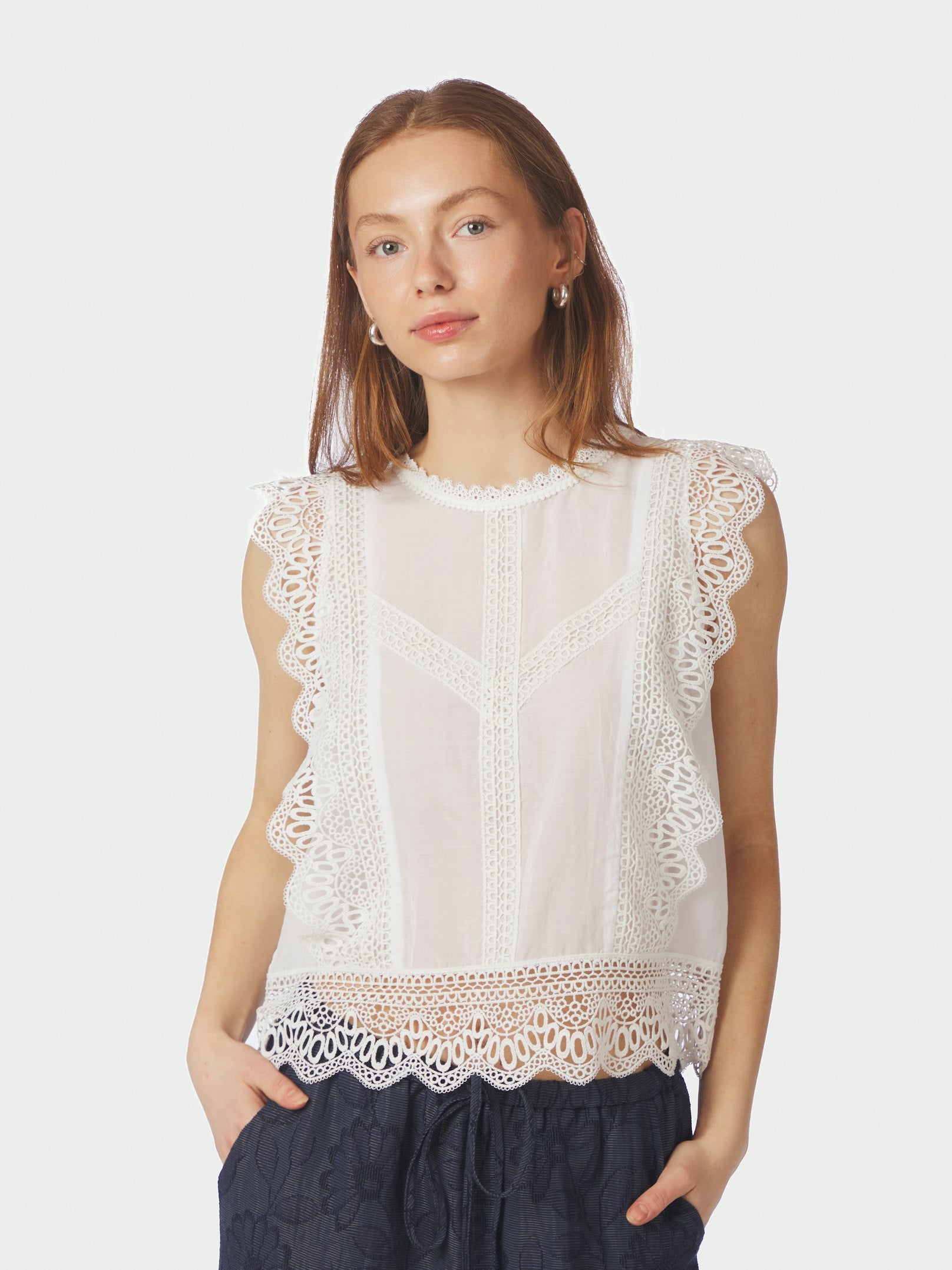 Samia Lace Top – 120 WHITE