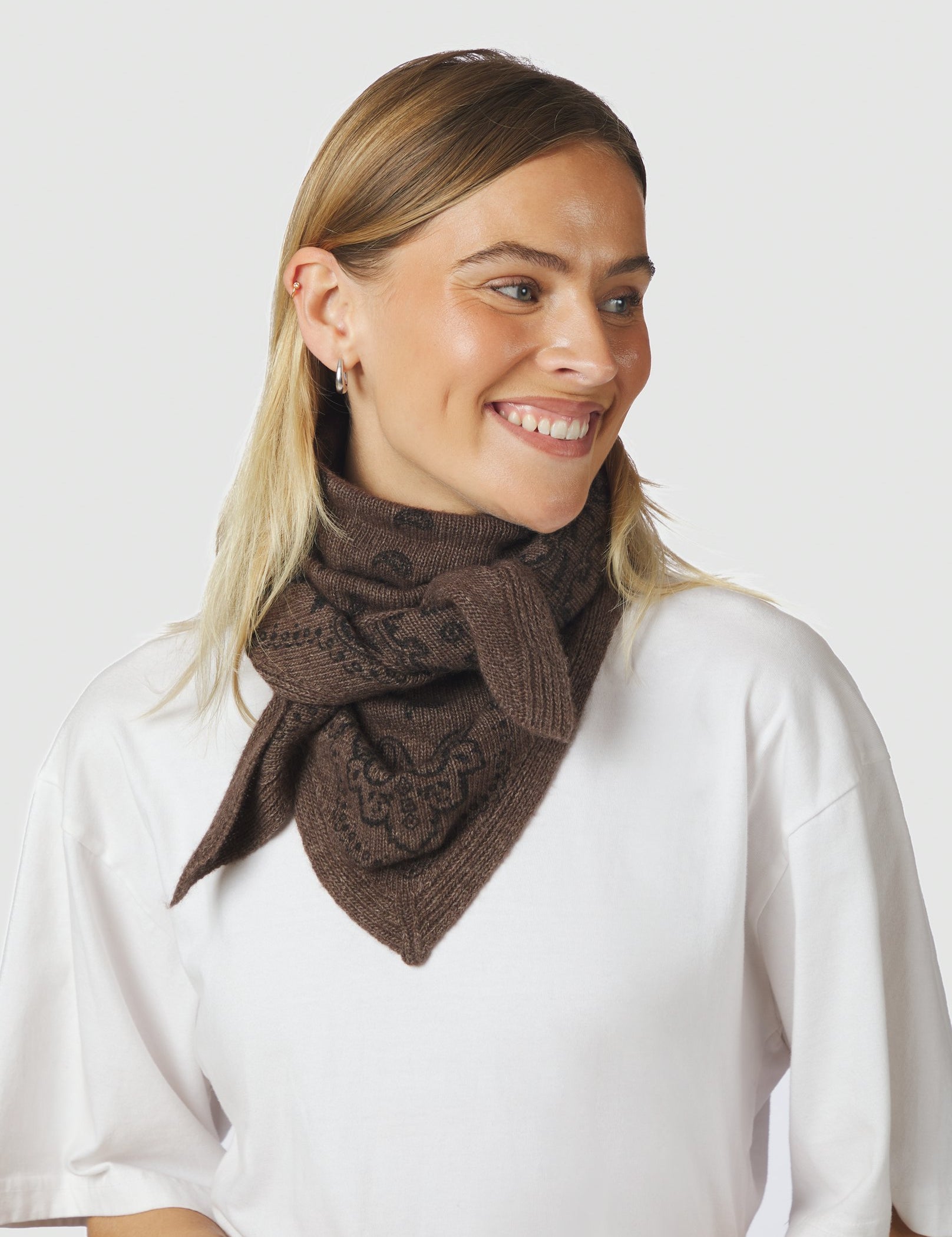 Lolana Paisley Knit Scarf – 205 BROWN MELANGE