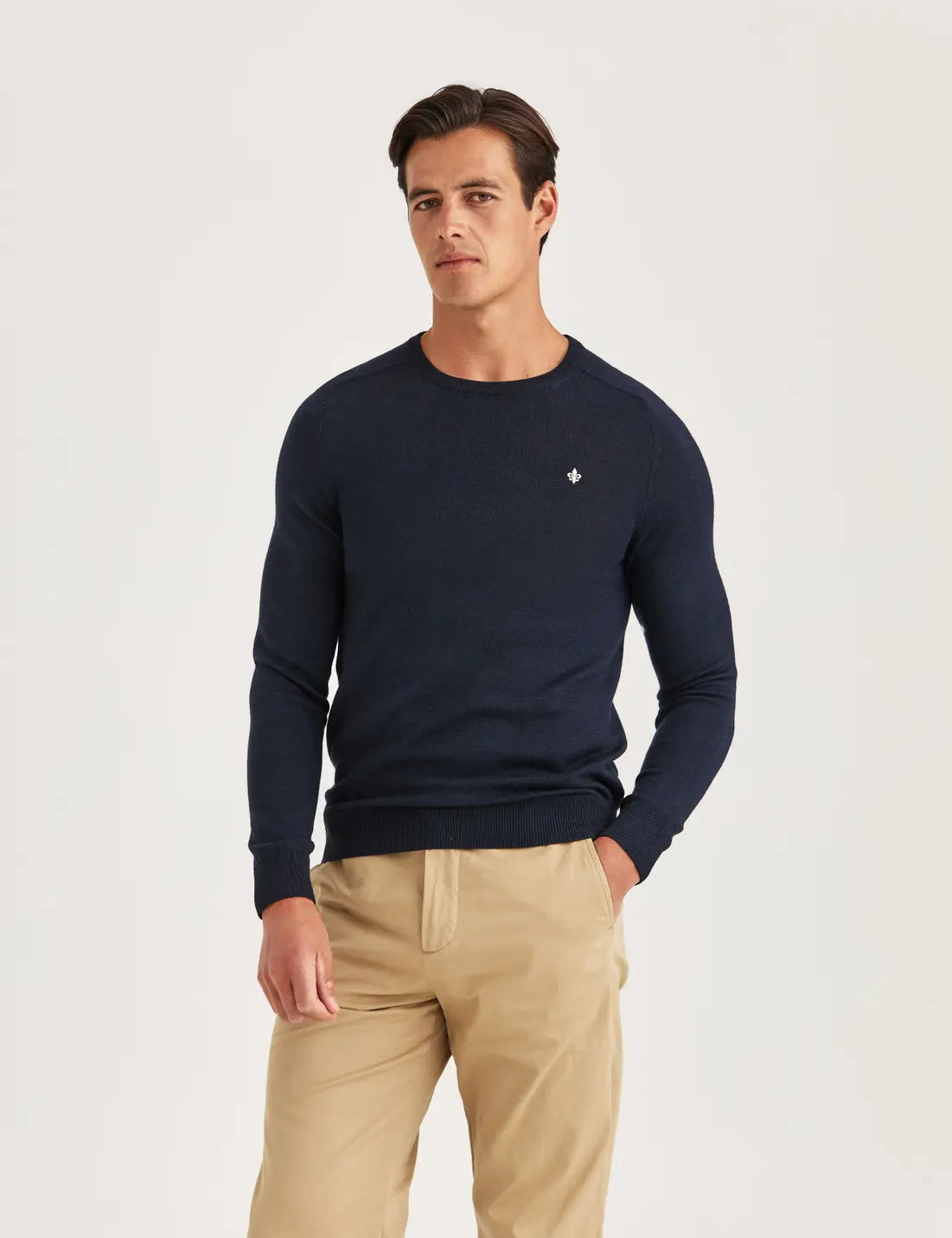 1830_17d4c481f3-901208-merino-oneck-60-navy-1-medium.webp