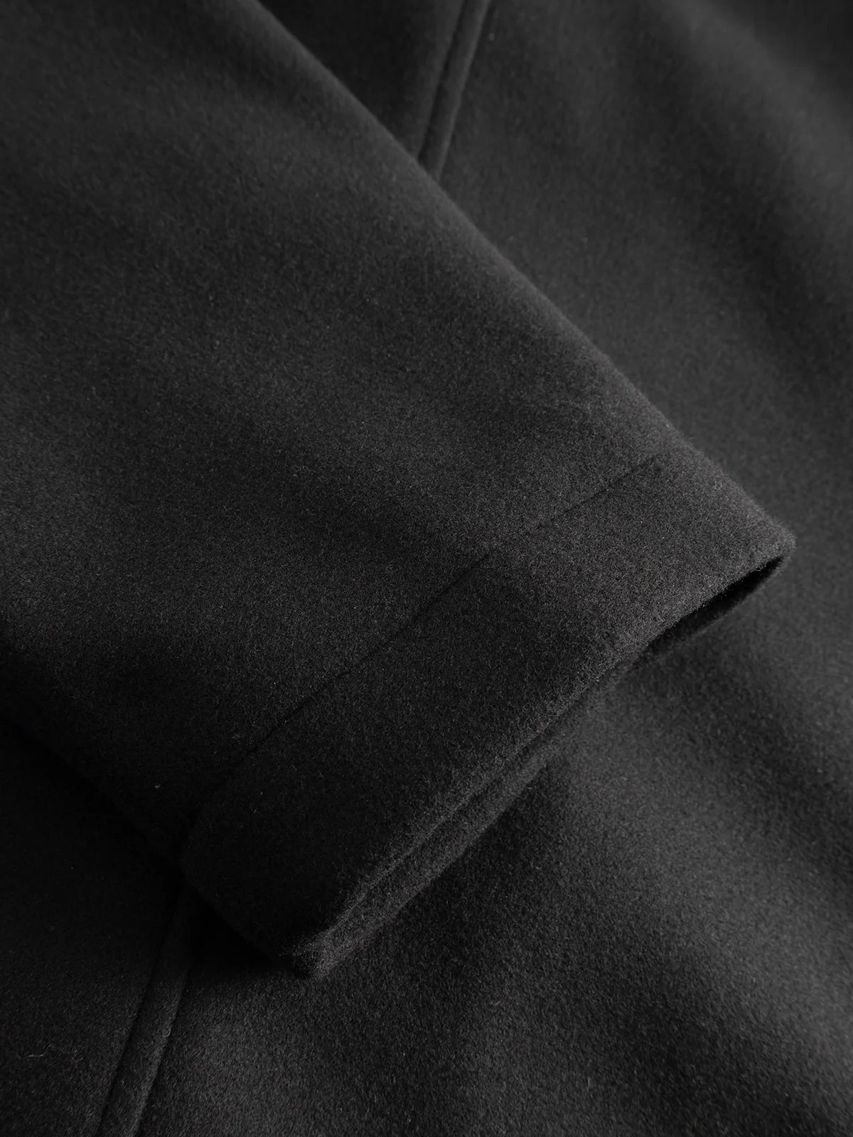GABMATHEO PLAIN BOMBER JACKET