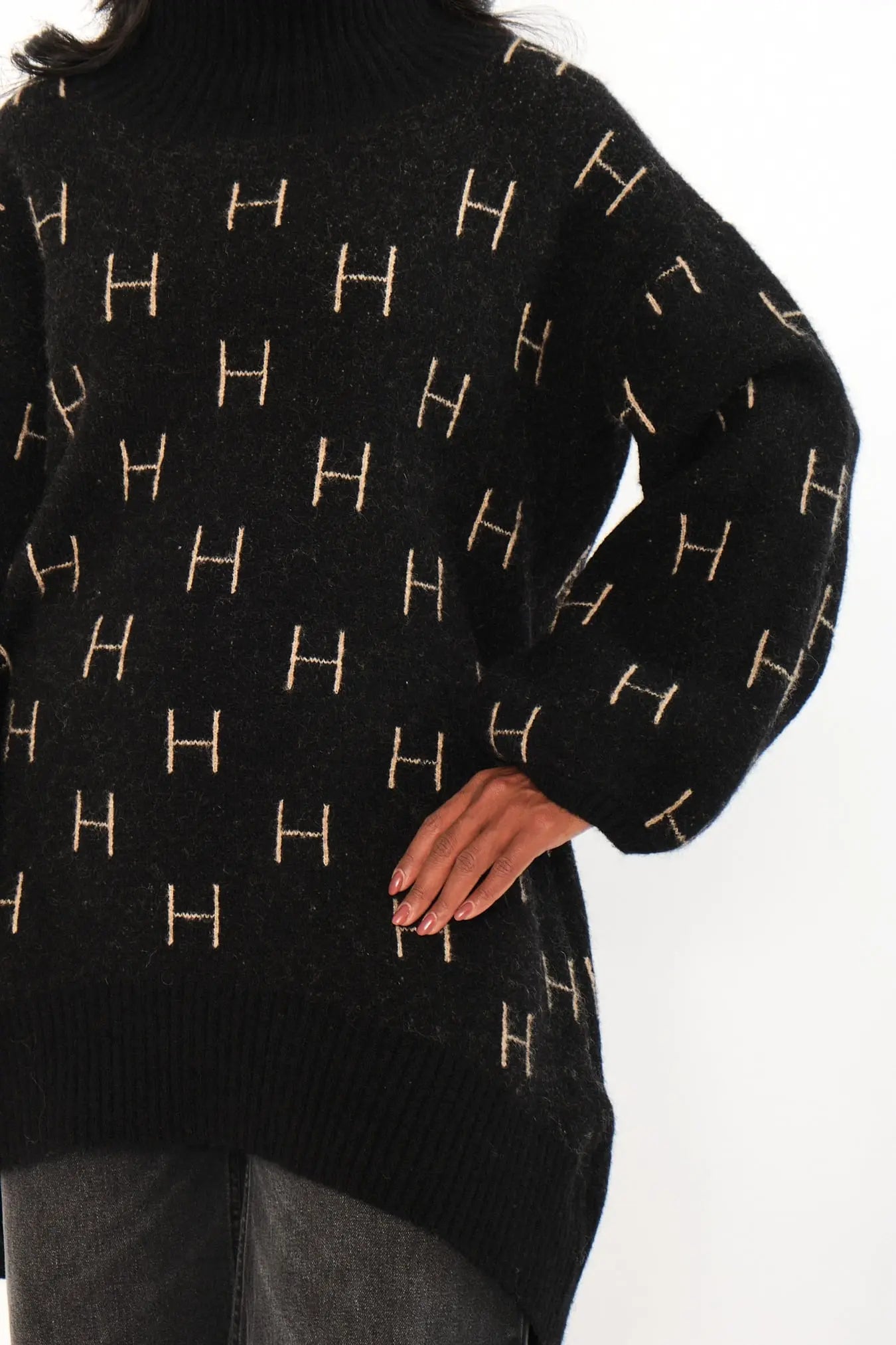 FAM Sweater Long