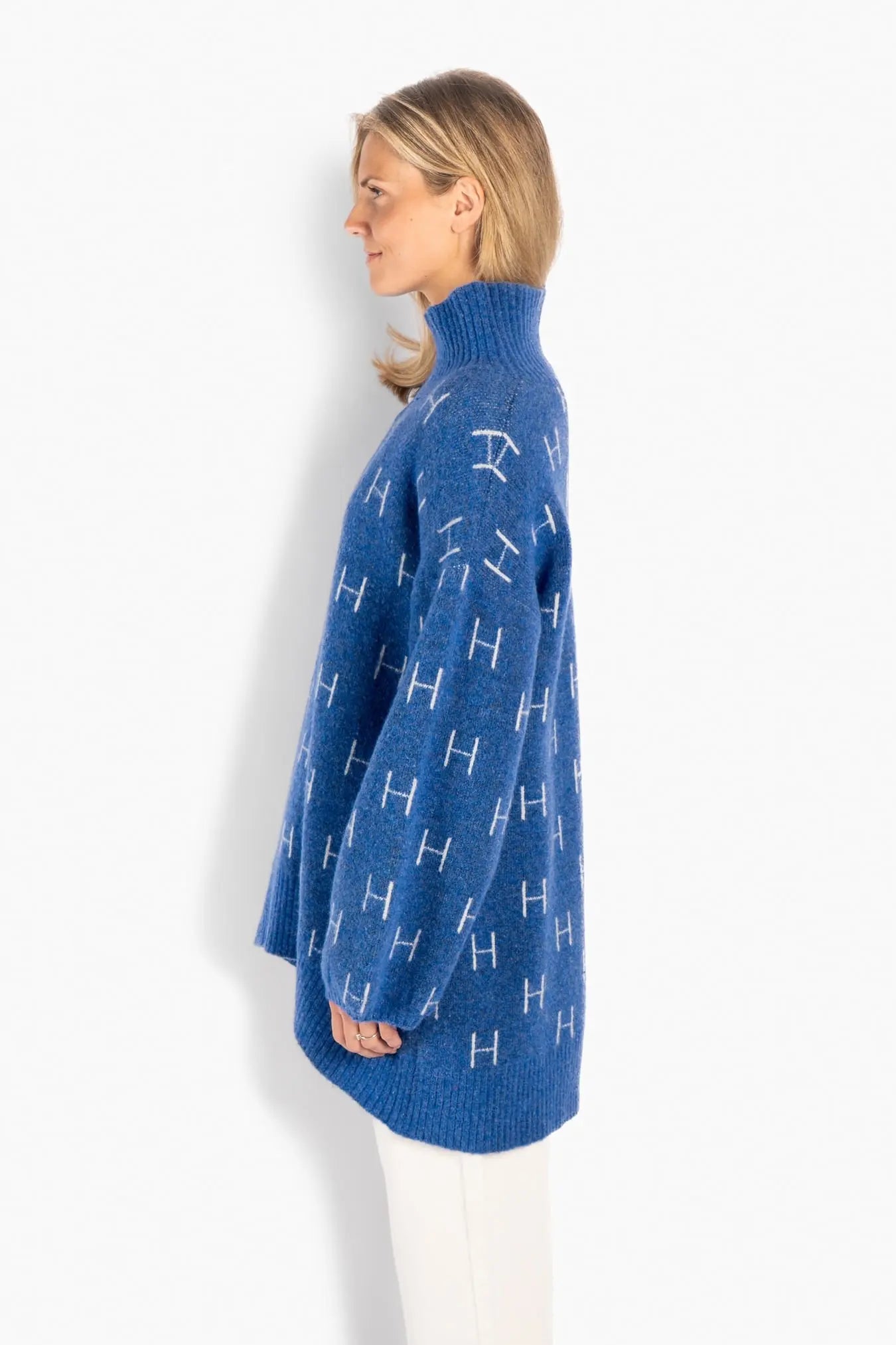 FAM Sweater Long