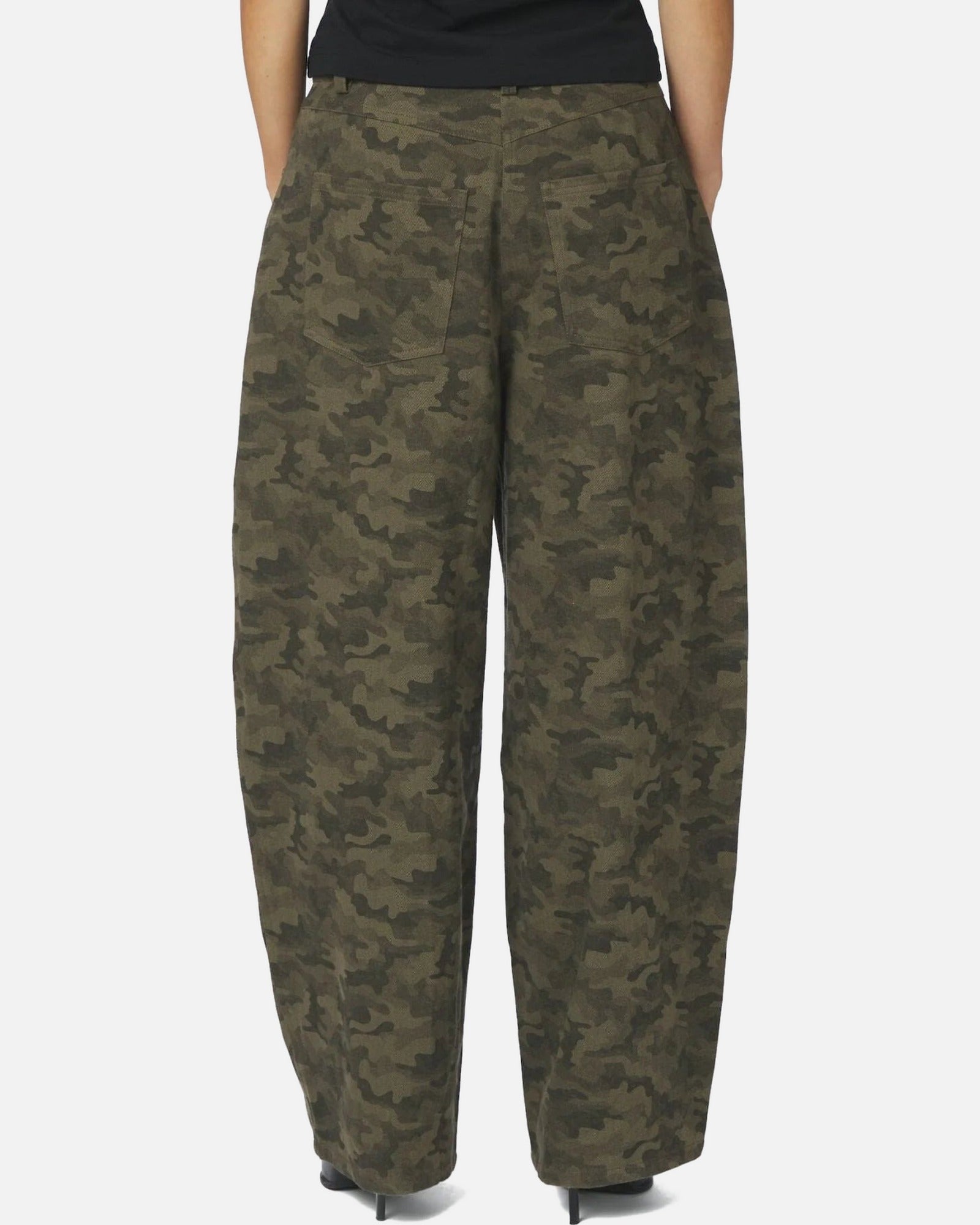 Neo Noir Haven Camou Jeans