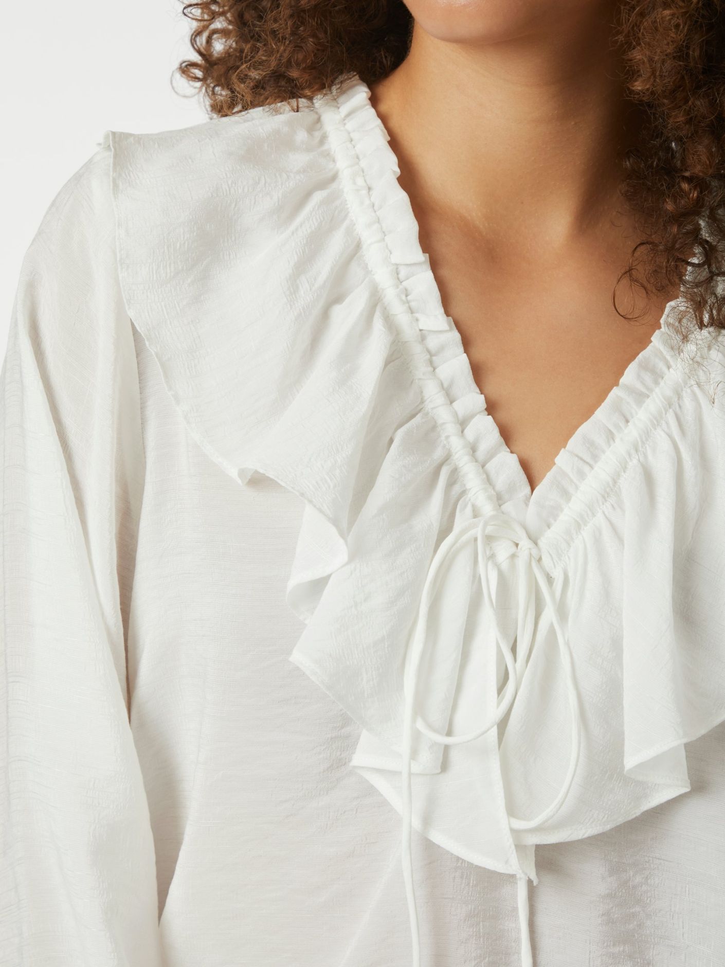 AMINEA RUFFLE BLOUSE