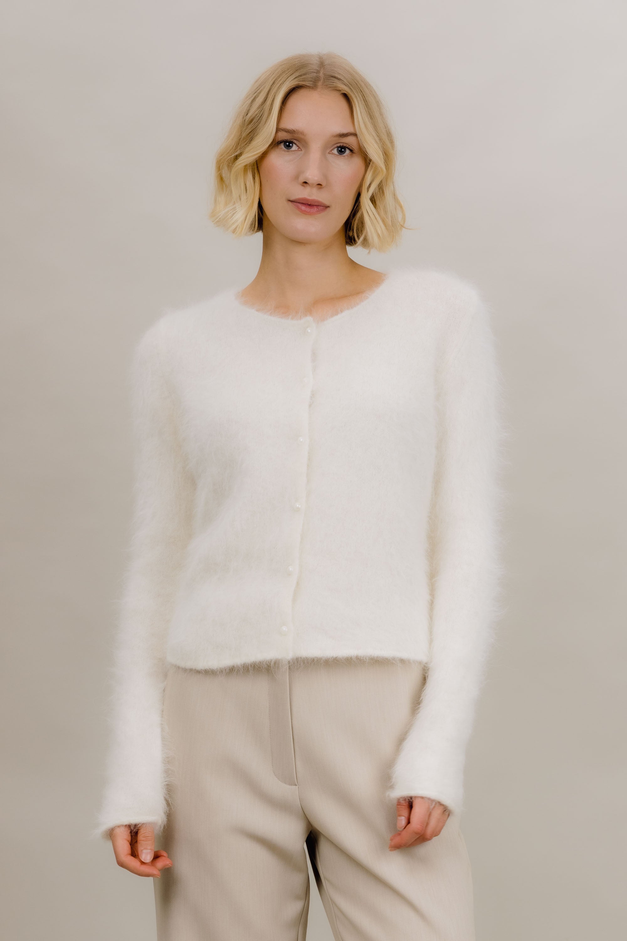 Urban Pioneers Ada Cardigan Cream