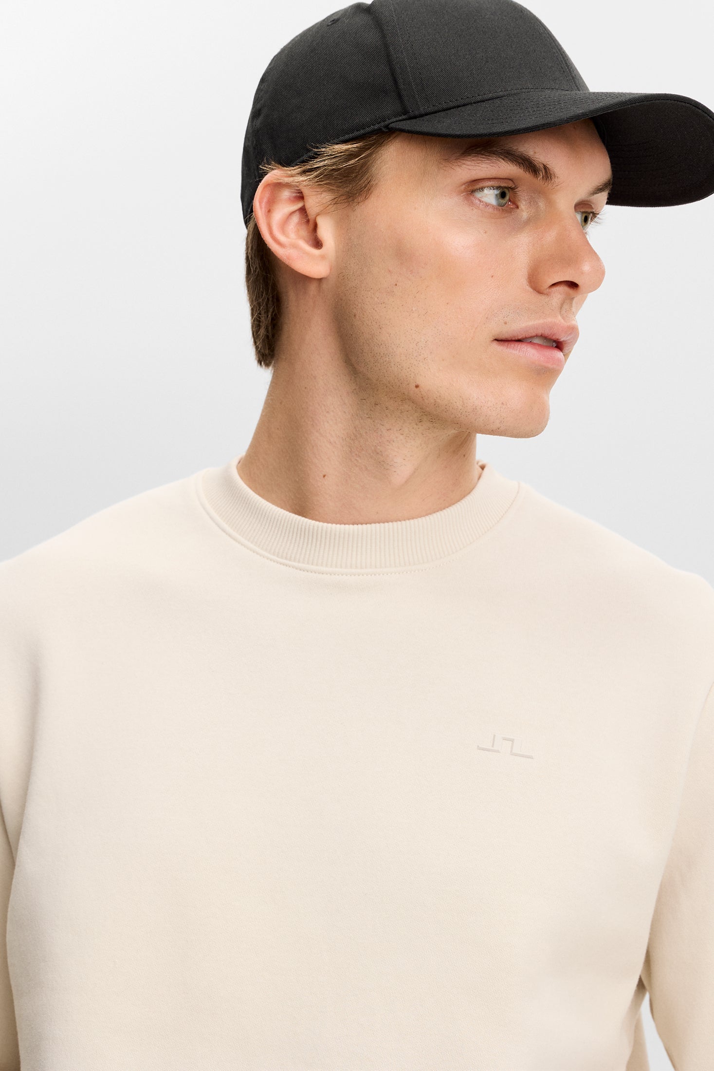 J.Lindeberg Alpha Crew Neck U029 MOONBEAM