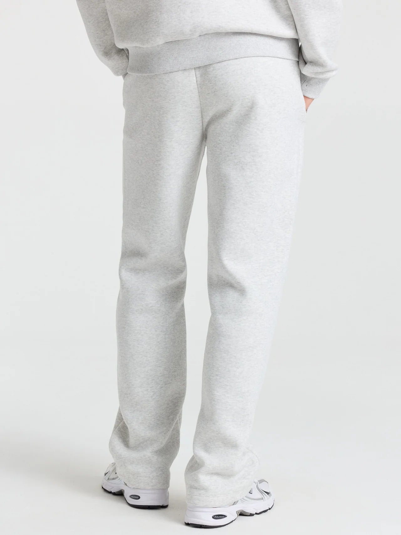 M. COSMO STRAIGHT LEG SWEATPANTS