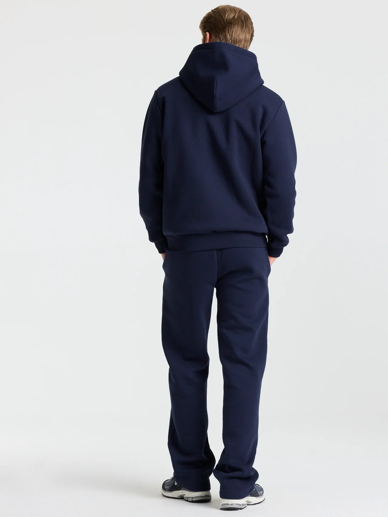 M. COSMO STRAIGHT LEG SWEATPANTS