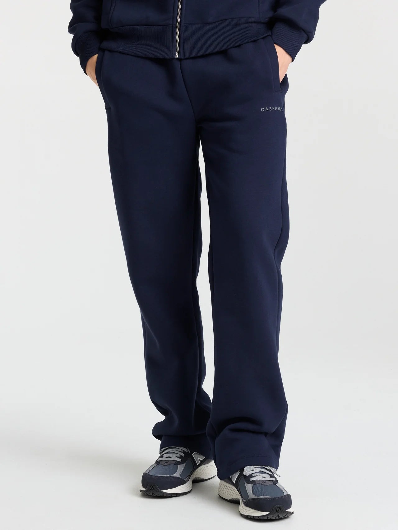 M. COSMO STRAIGHT LEG SWEATPANTS