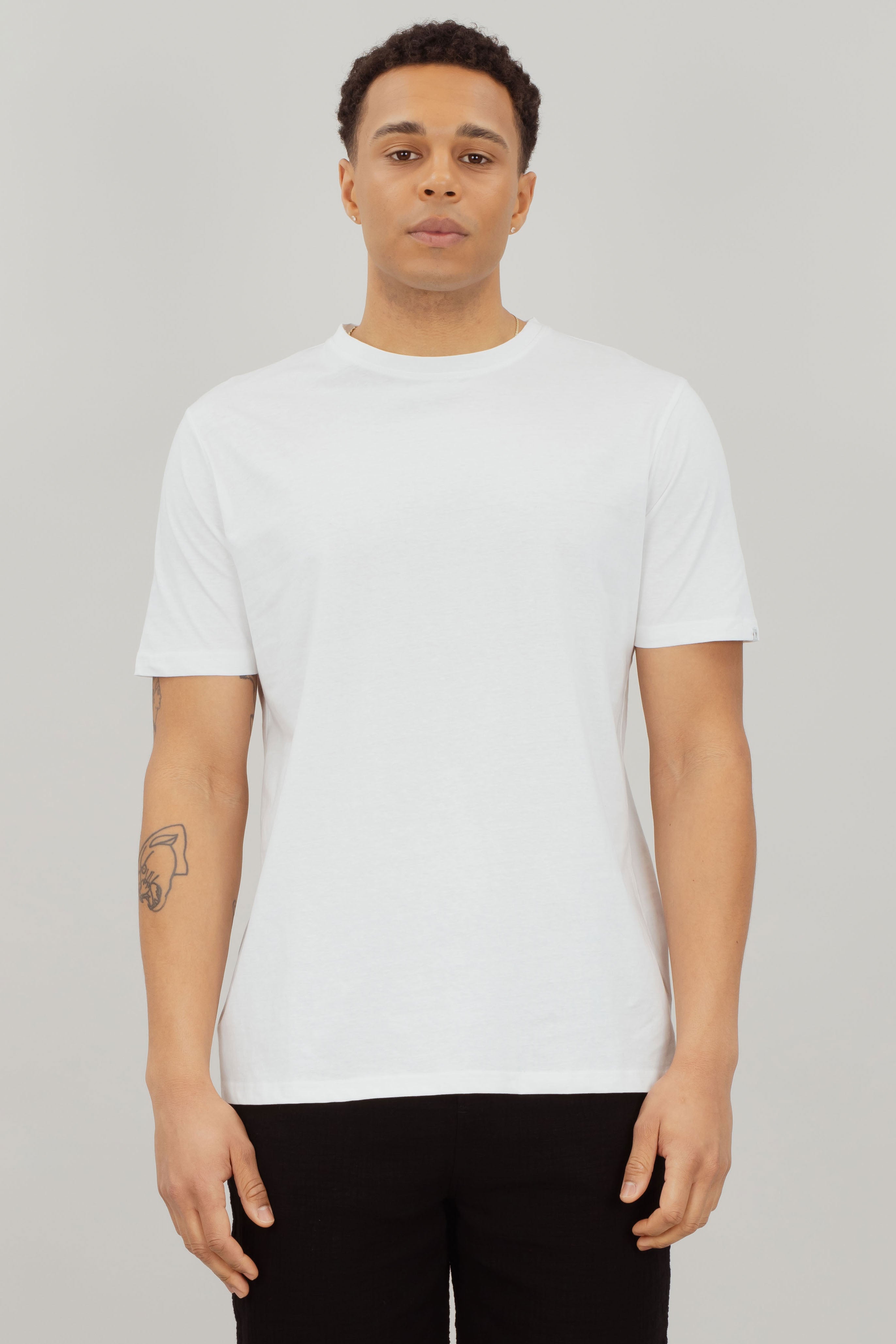 Urban Pioneers Cobi Tee White