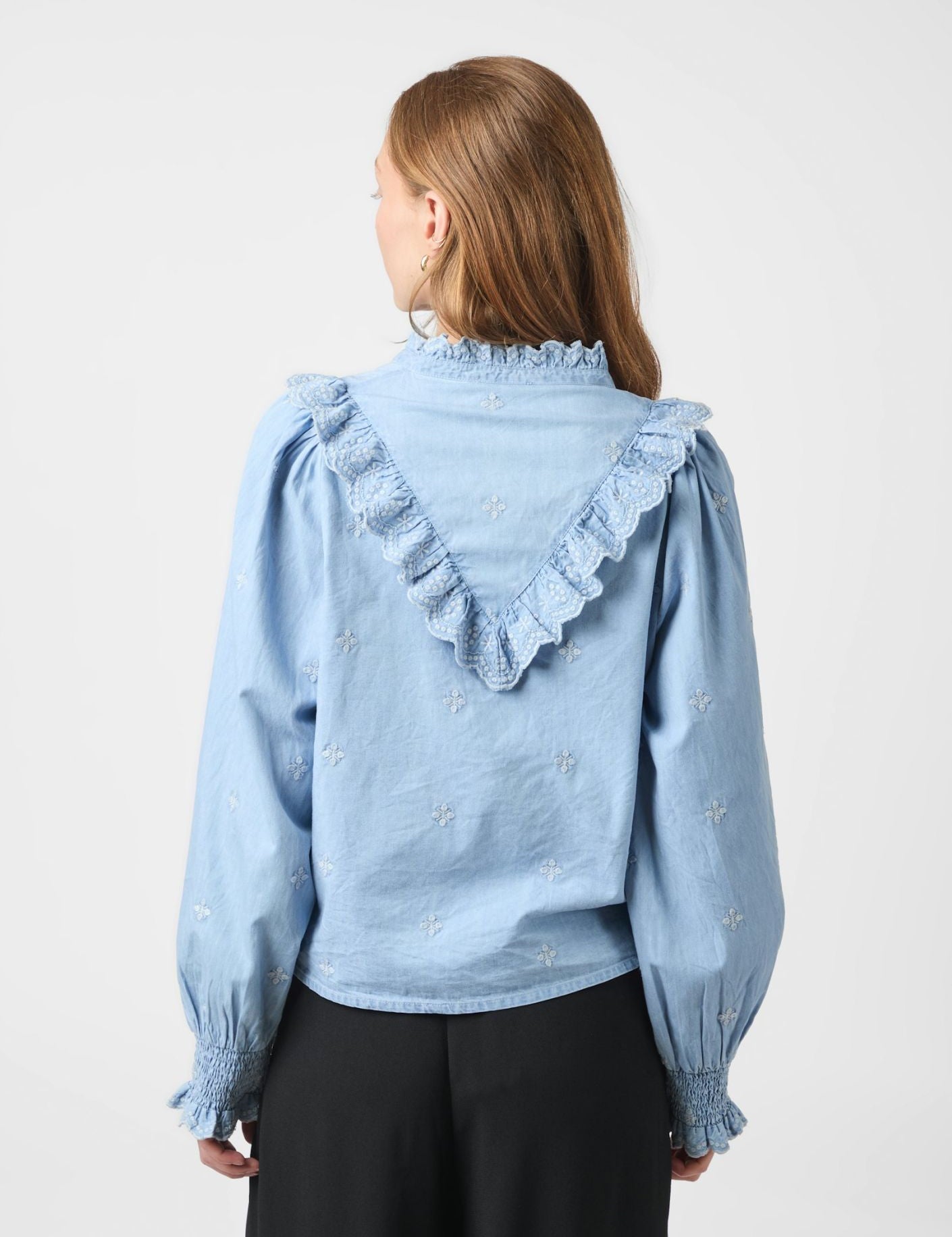 DEGAS_DENIM_BLOUSE2_a46f7408-cd73-4629-8aef-42b337e2c5ce.jpg