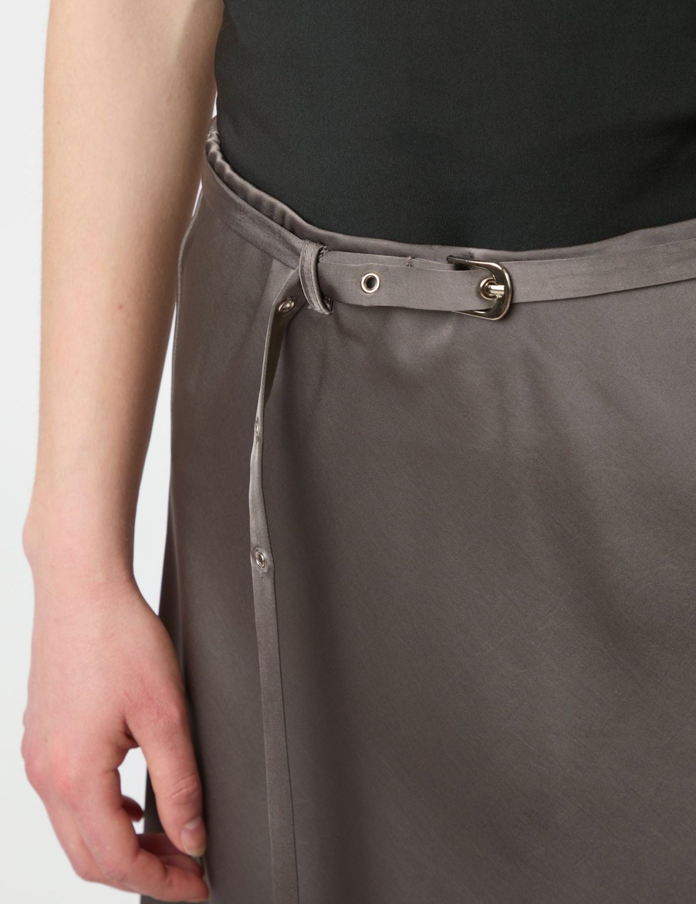 INNELL_HEAVY_SATEEN_SKIRT4.jpg