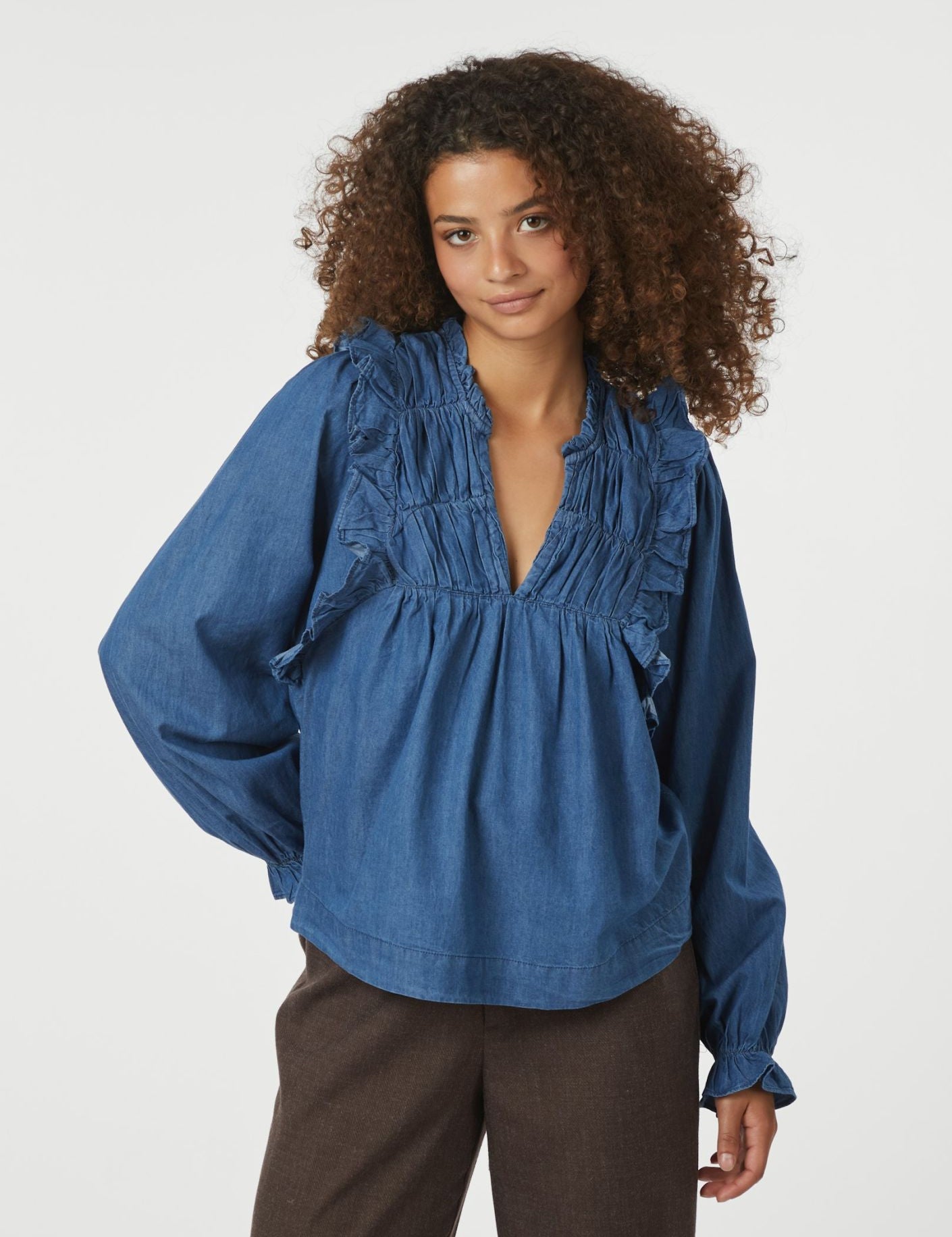 JANISDENIMBLOUSE.jpg