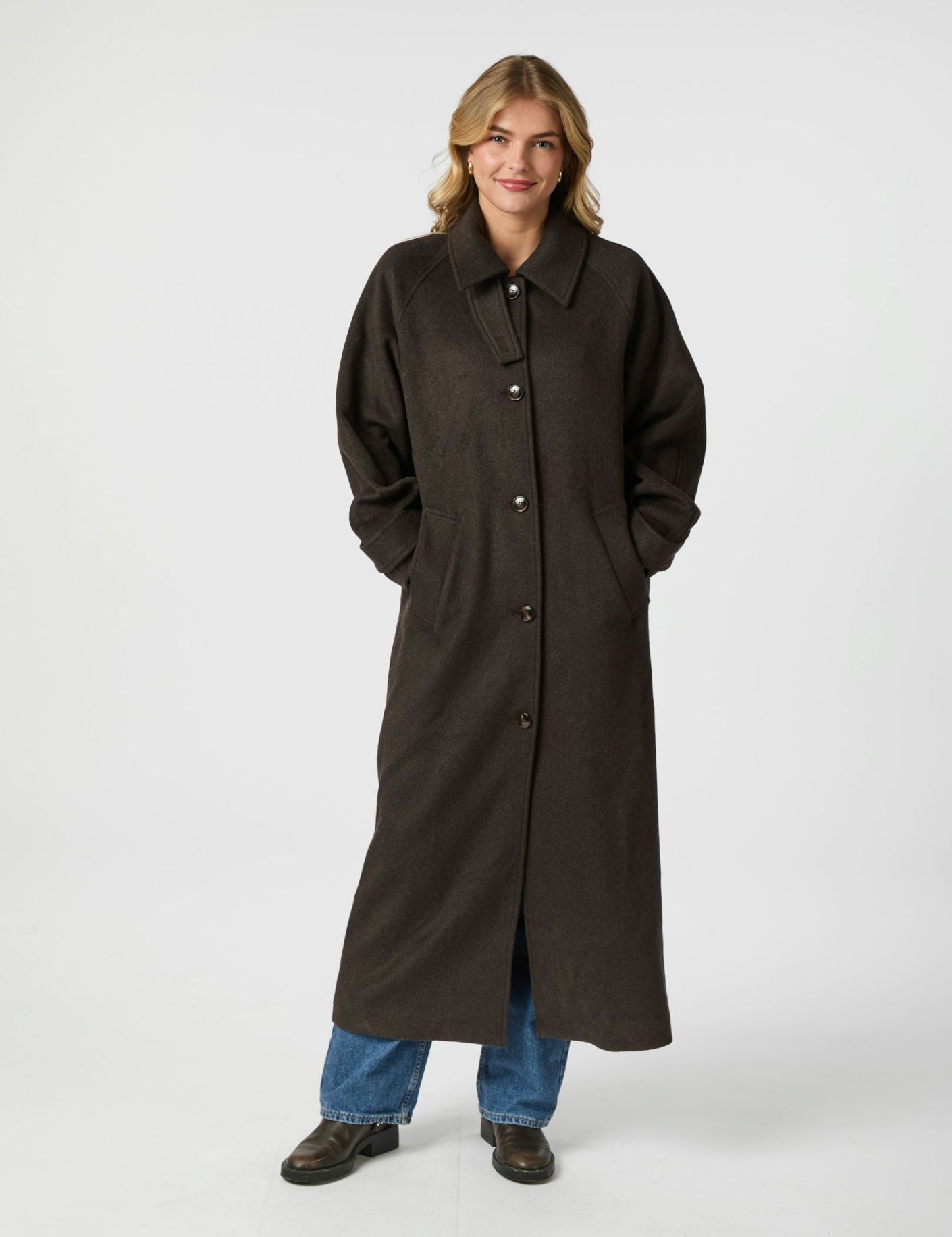 KEATONWOOLCOAT.jpg