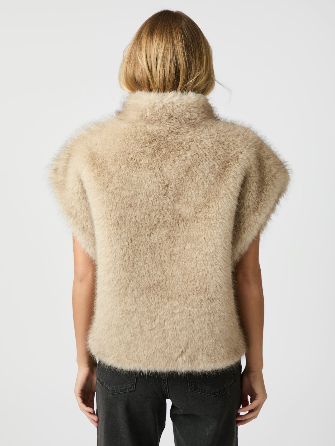 KWVINI FAUX FUR VEST