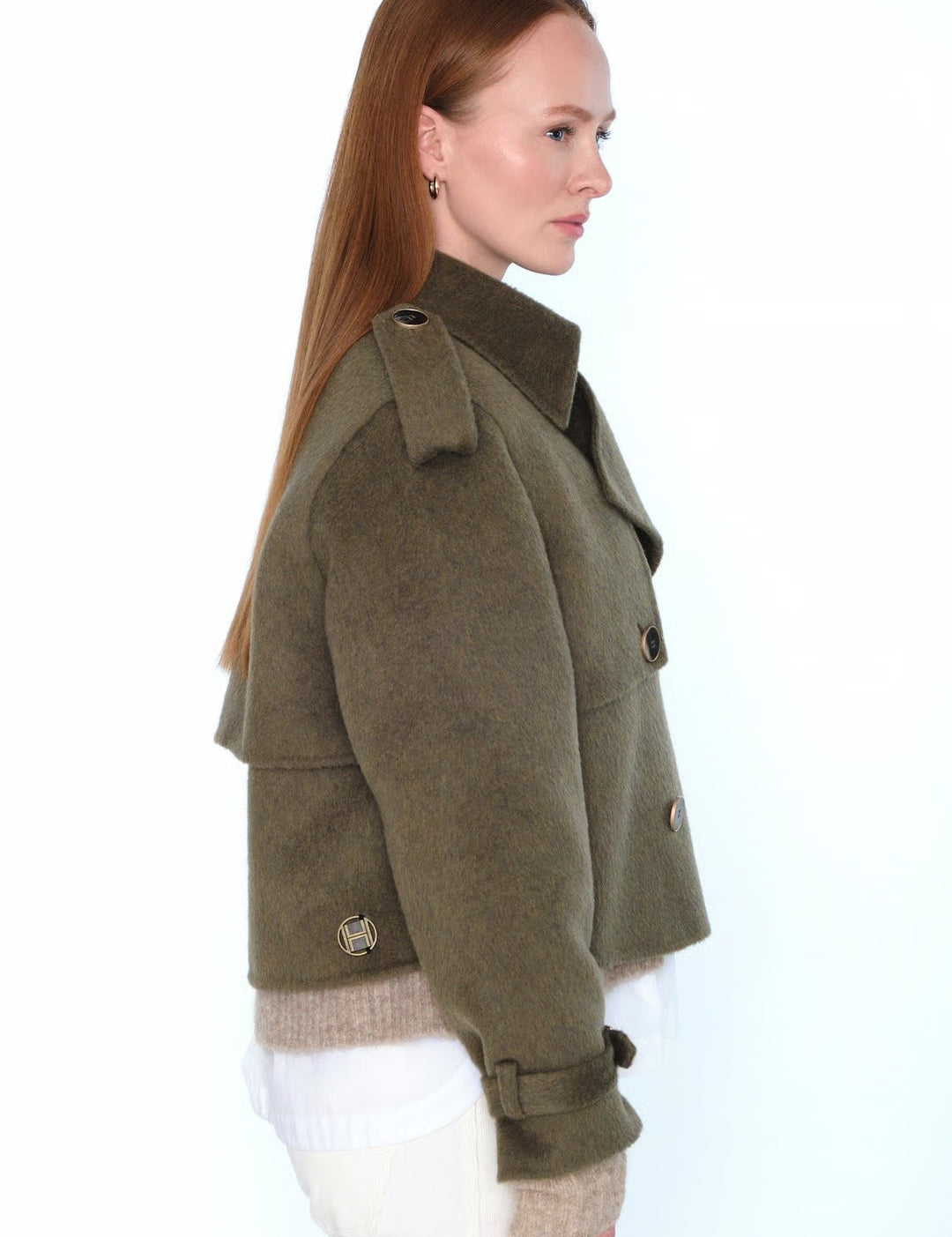 LEONORA_JACKET1.avif