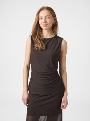 676 DARK BROWN