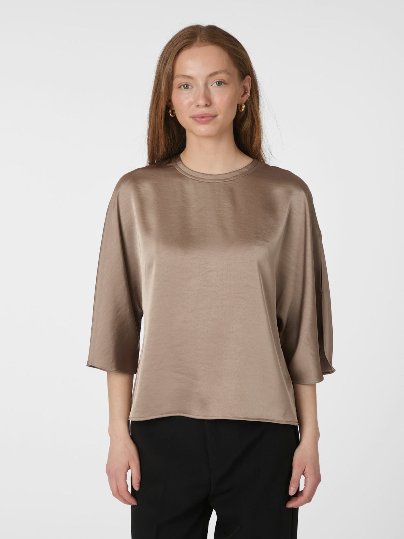 LIORA HEAVY SATEEN BLOUSE