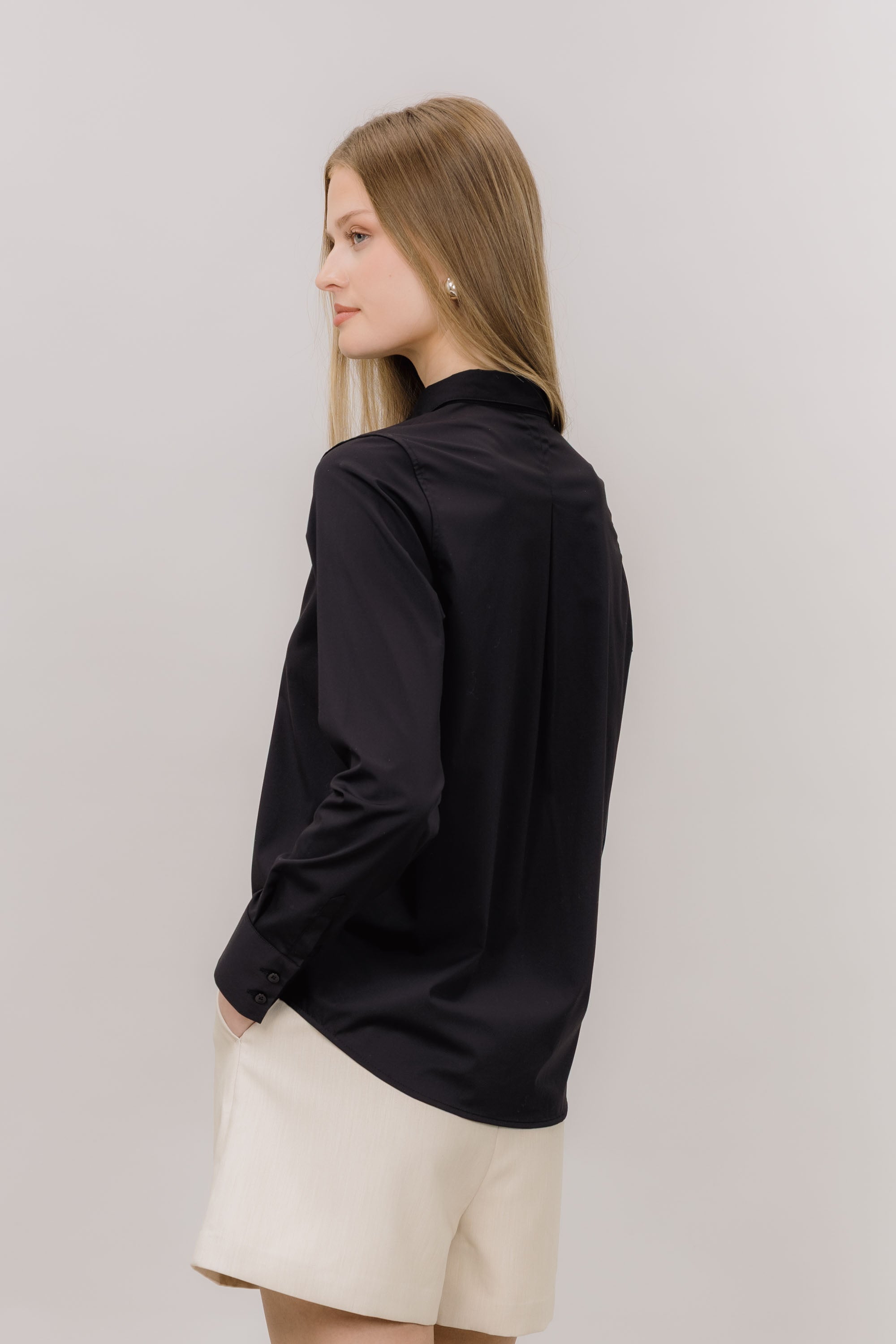 Urban Pioneers Mimi Shirt Black