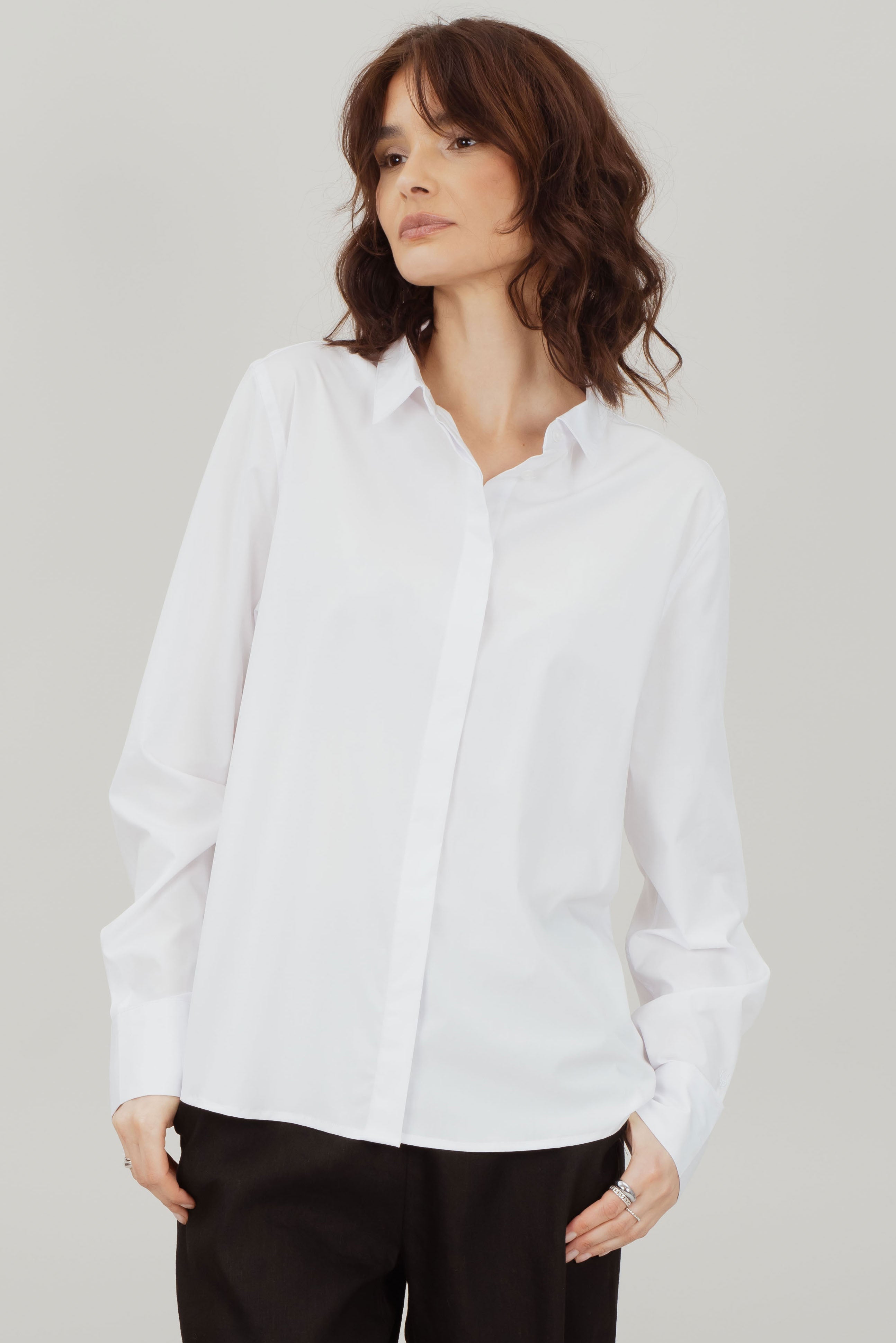 Urban Pioneers Mimi Shirt White