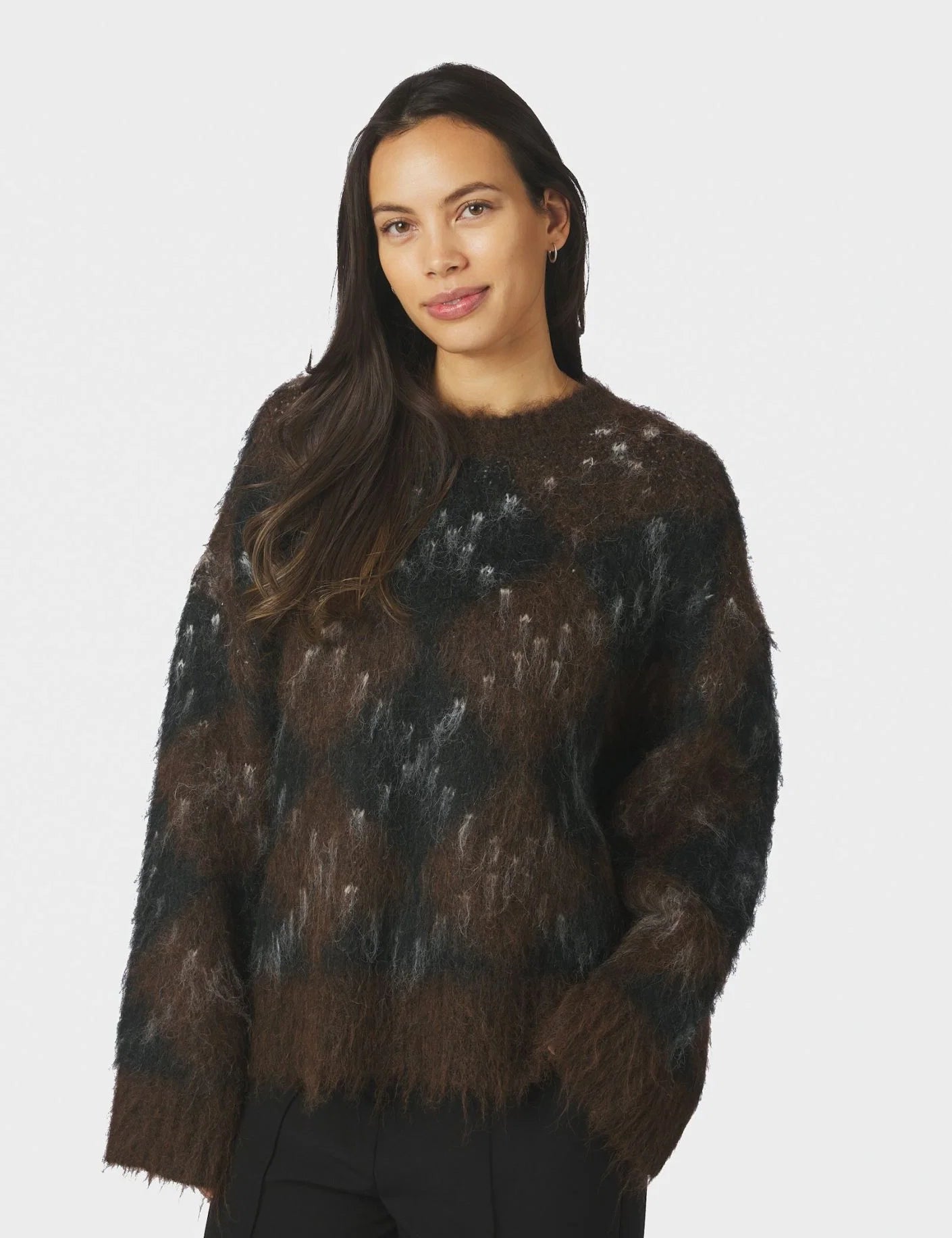 NEO_NOIR_TROJA_ROEME_CHECK_DARK_BROWN_112483.webp