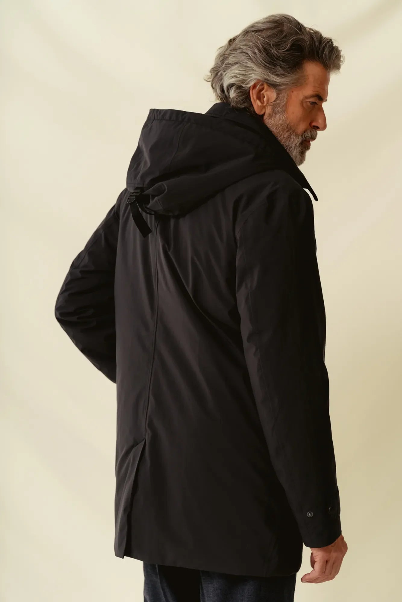RIVELLO DUE COAT
