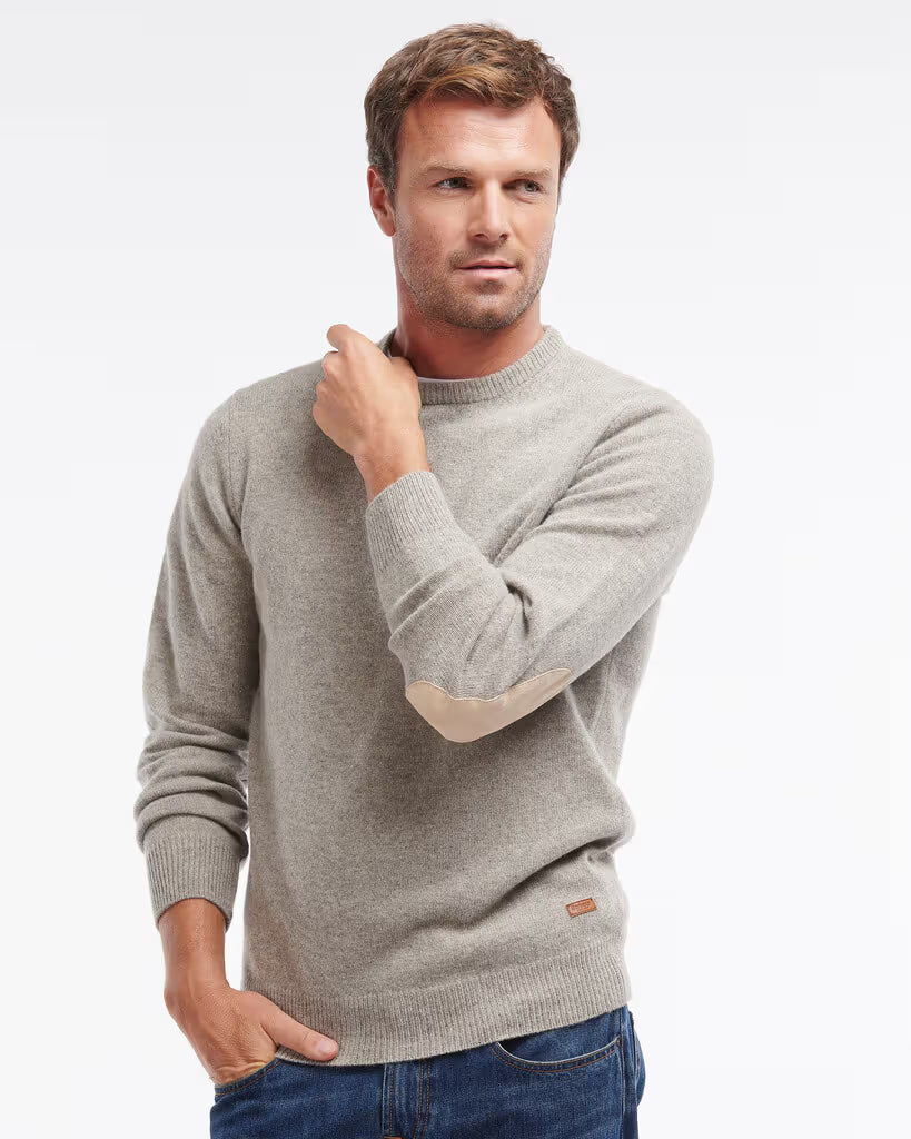 Barbour Essential Patch Crew – Stone