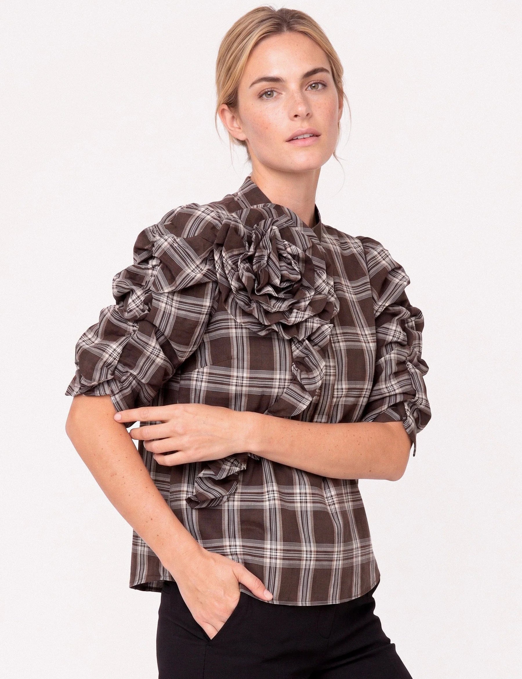 gossia-zabinago-blouse-g3051-brown-checks-bluser-546780.webp
