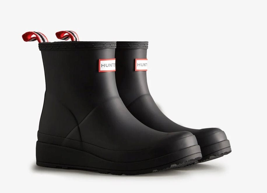 hunter-womens-play-short-boot_0a179a5c-8b76-40e6-b329-f54c0691f795.jpg
