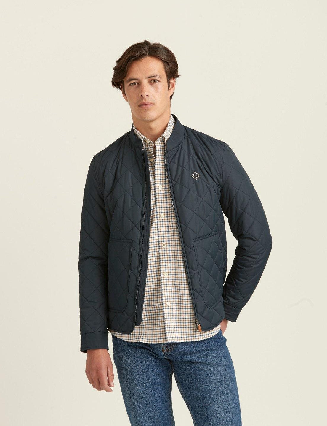morris-kensington-quited-jacket_0183dd20-65f2-4be2-94eb-0c30c9213072.jpg