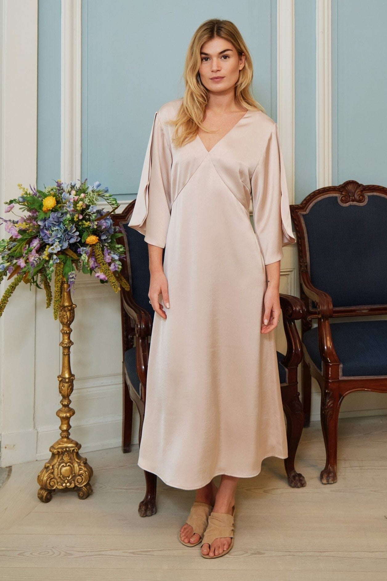 REMARA HEAVY SATEEN DRESS 720 CHAMPAGNE