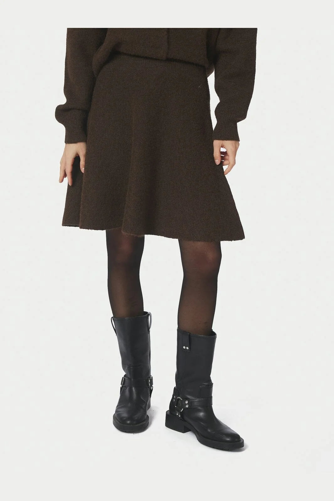 RENATA FLUFFY KNIT SKIRT