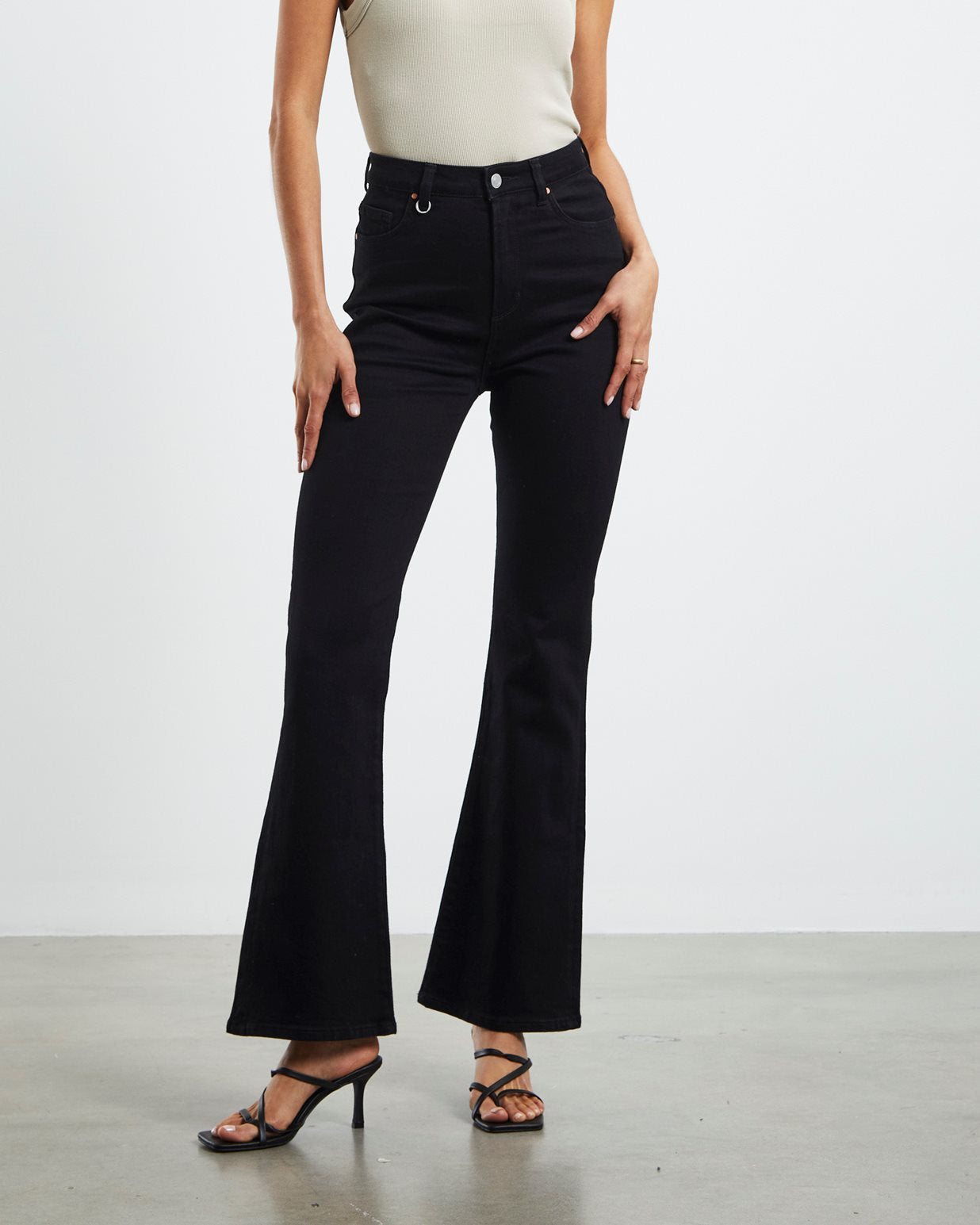 Debbie Bootcut Perfect Black